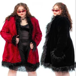 Tunnel Vision Cleo Coat
